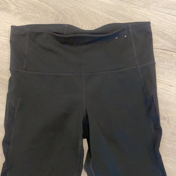 BUNDLE 4 for $30 Gap high waisted Capri pants size medium - Picture 2 of 9